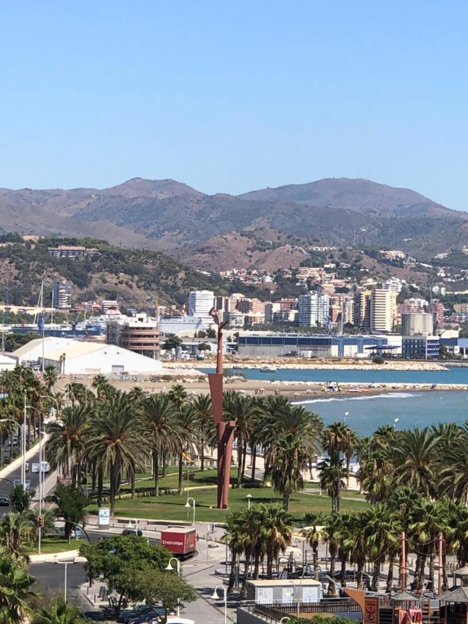 Atico Mirador Paseo Antonio Banderas Primera Linea De Playa Y Piscina Málaga Kültér fotó